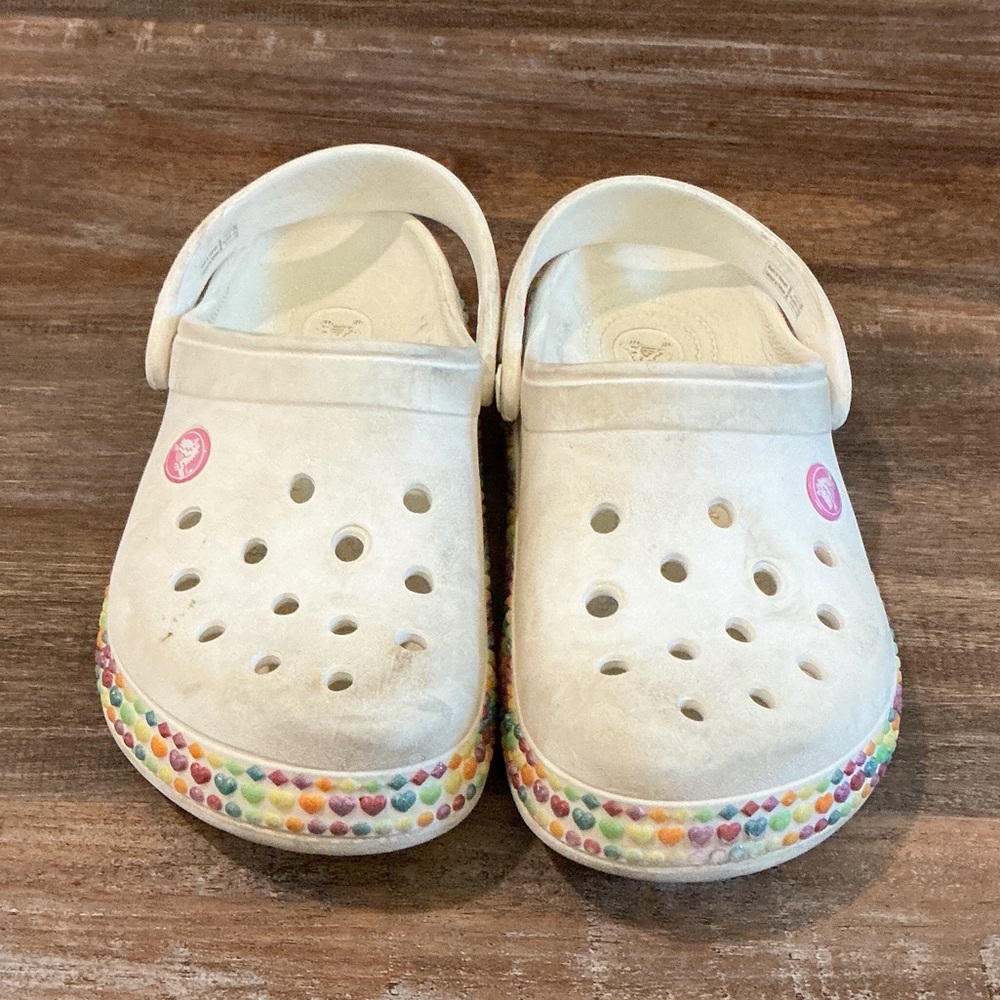 CROCS Kids White Slippers with Multicolor Heart Trim